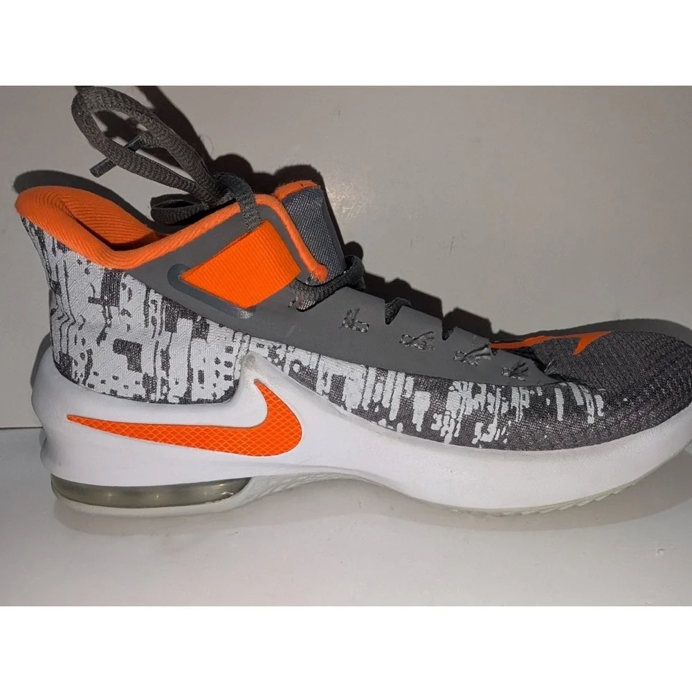 Nike Air Max Infuriate Youth Size 4Y Athletic Shoes Grey Orange AH3426-004